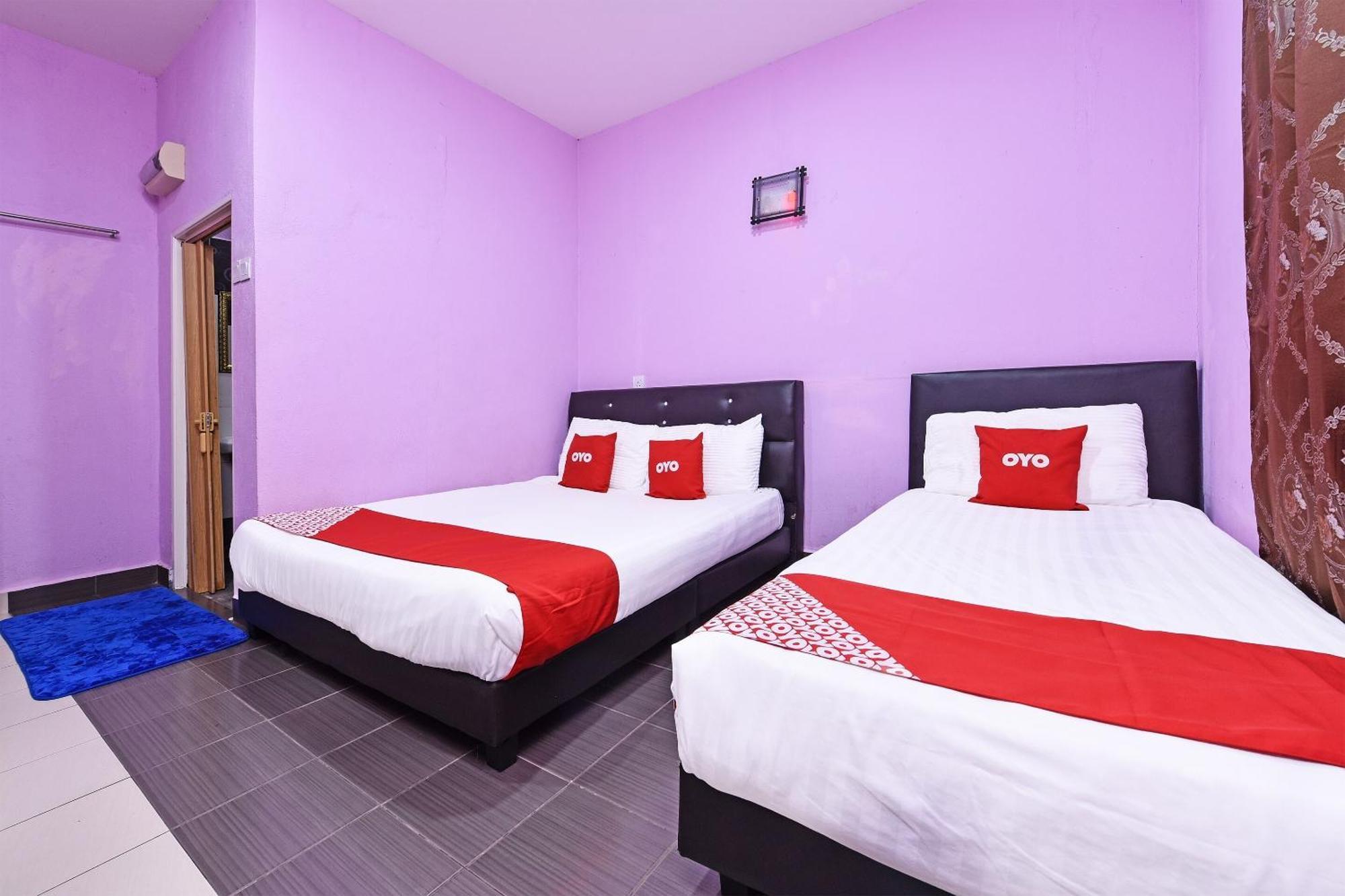 Oyo 90561 Awan Biru Motel Pantai Cenang  Buitenkant foto